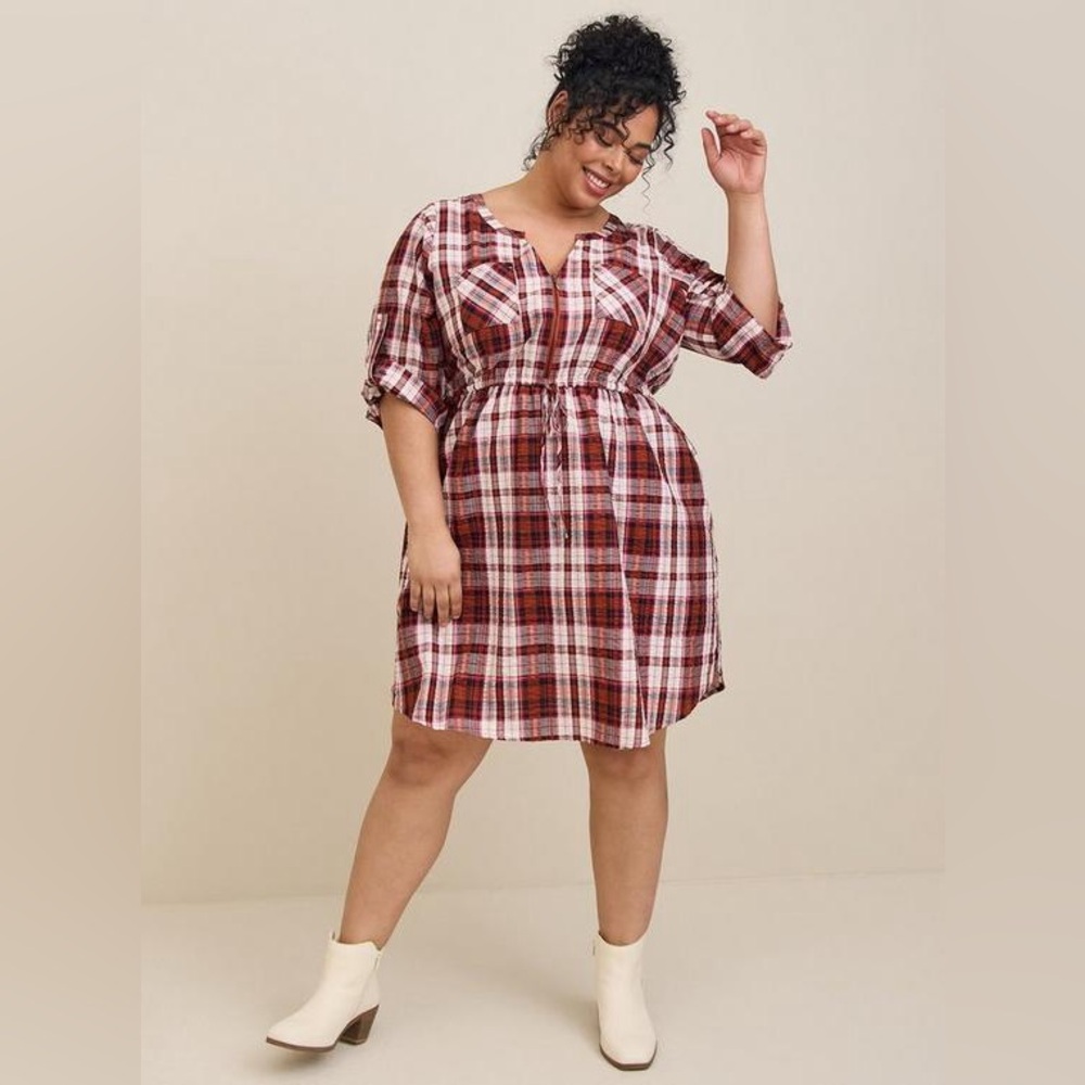 TORRID 3X (22-24) BNWOT Mini Seer Sucker Zip-Front Shirt Dress